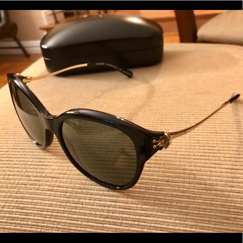 NEW Coach sunglasses - Picture 3 of 6